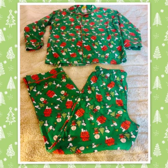 Peanuts Snoopy Christmas Flannel Pajama Set - Size 14/16 - Picture 1 of 5